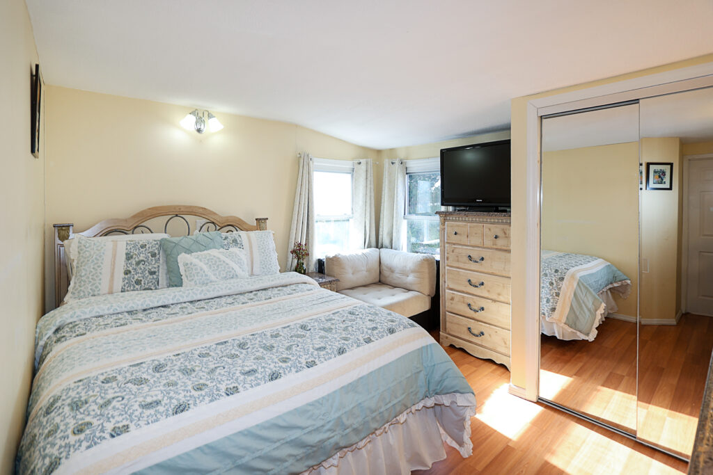 169 N Sixth St, Bethpage 21 169 N Sixth St, Bethpage 21