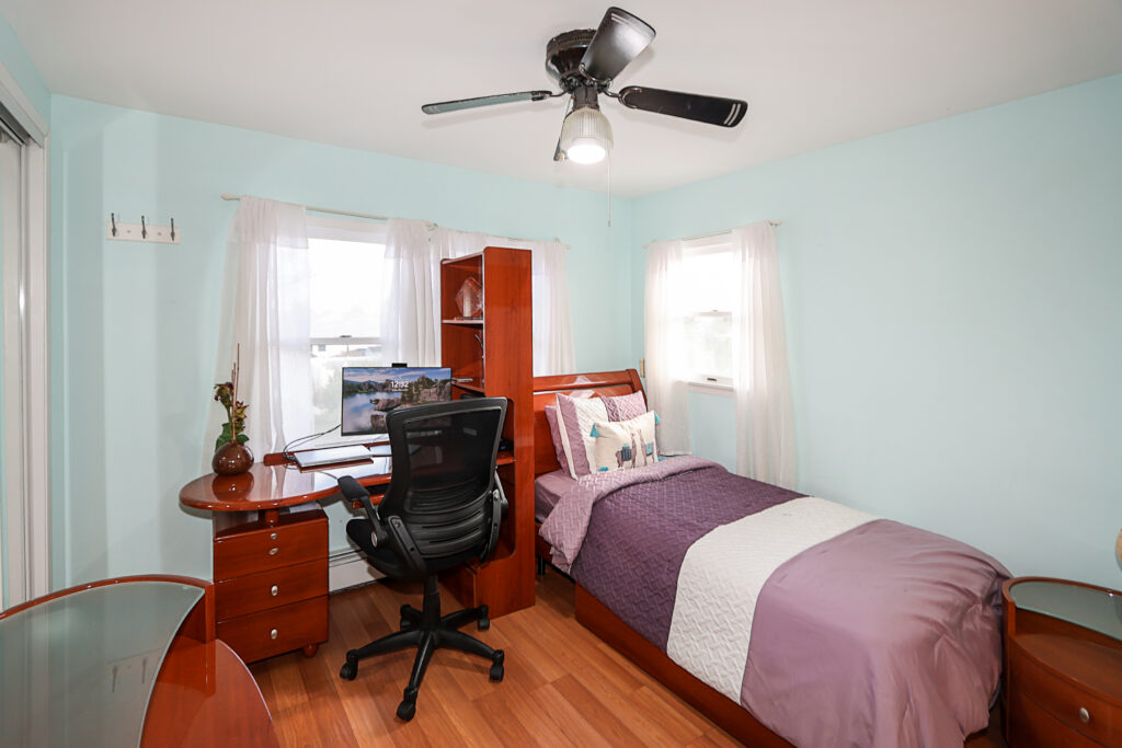 169 N Sixth St, Bethpage 24 169 N Sixth St, Bethpage 24